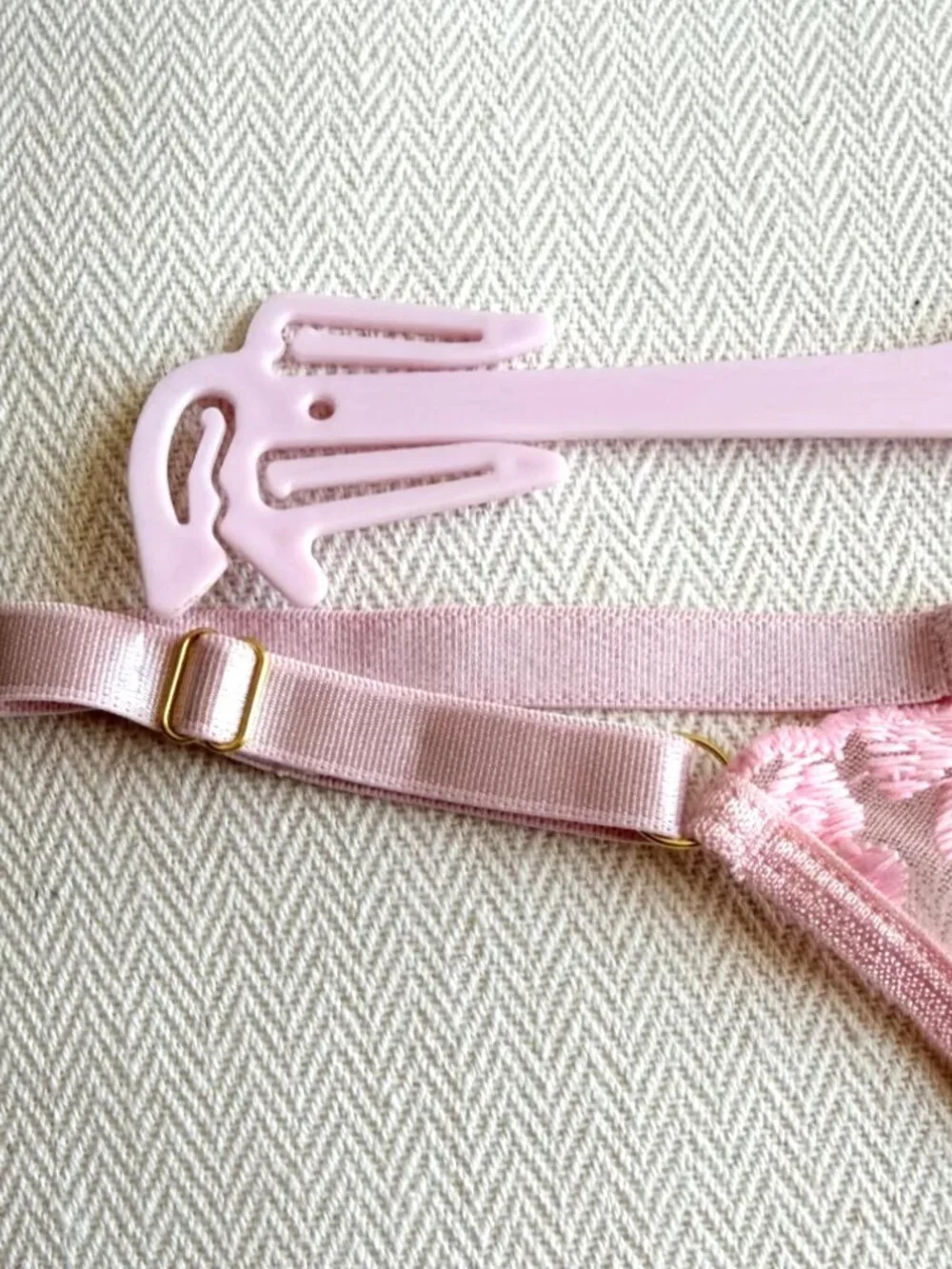 Bed of Roses Pink Heart Embroidered Mesh Lingerie Set Bra Thong Size S NWT